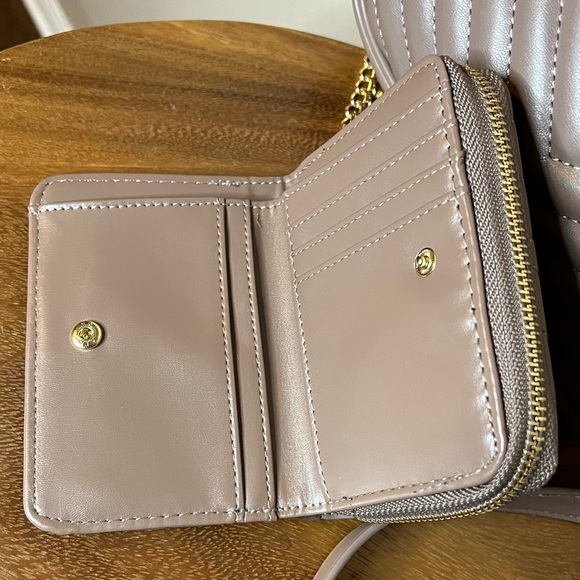 Bebe Taupe Quilted Crossbody Bag Set - Picture 3 of 8